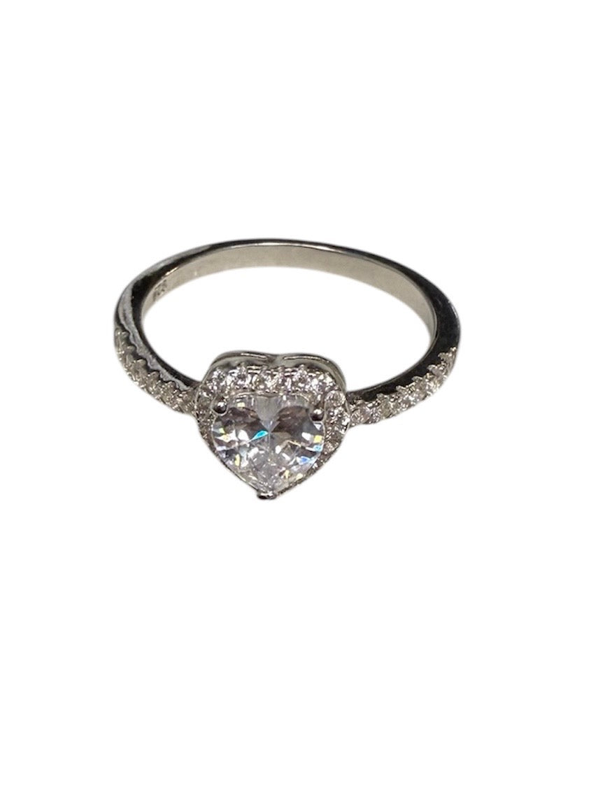 Sparkling Heart Ring