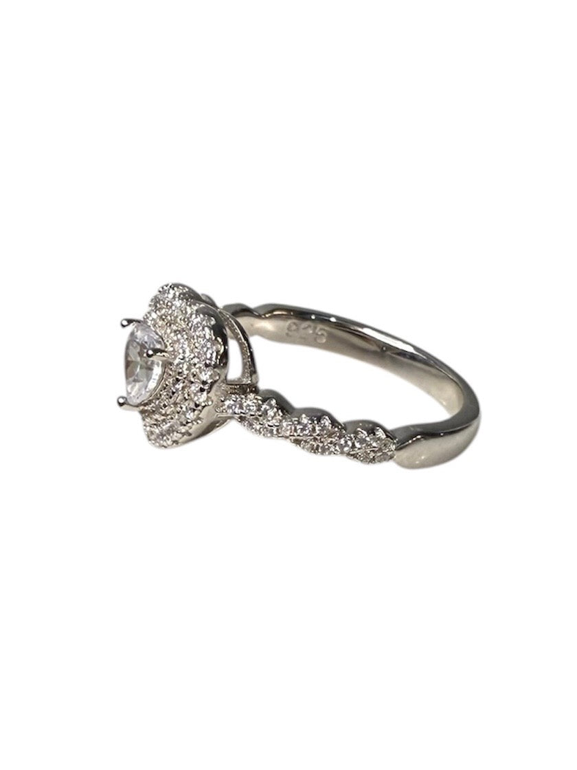 Grand Sparkling heart Ring